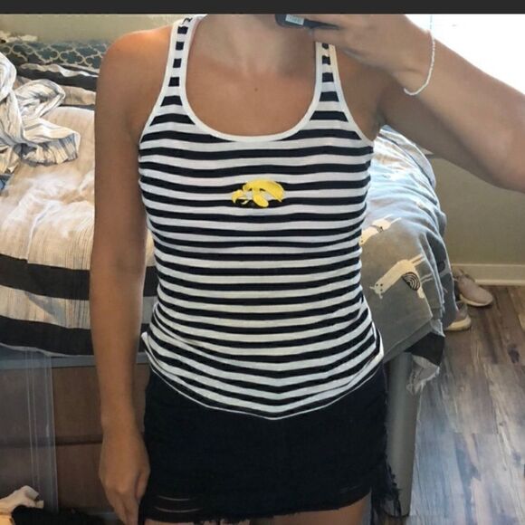 IOWA HAWKEYES vintage tailgate tank top black striped size women’s large - Picture 6 of 6